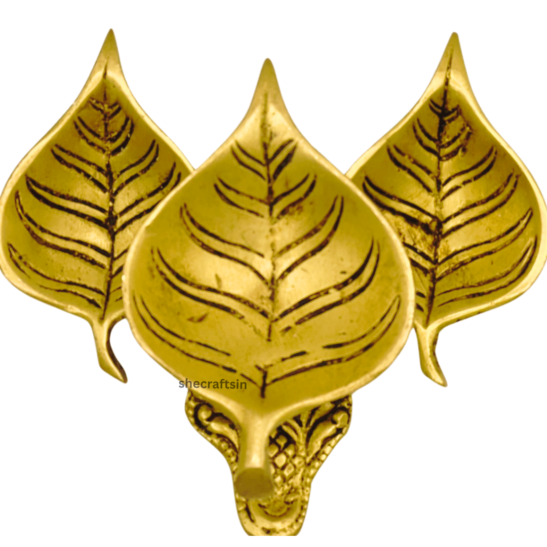 BRASS LEAF SHAPED DIYA