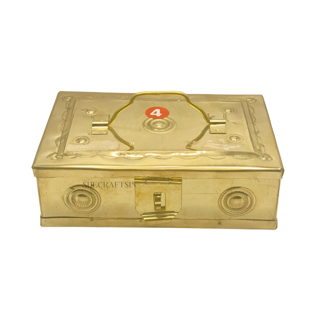 BRASS BETEL BOX | TRADITIONAL BRASS VETTILAPETTI | TAMRAPATHRA - PAAN - DAAN | MURUKKANPETTI