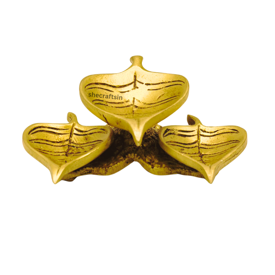 BRASS LEAF SHAPED DIYA