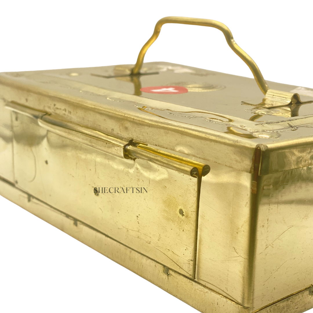 BRASS BETEL BOX | TRADITIONAL BRASS VETTILAPETTI | TAMRAPATHRA - PAAN - DAAN | MURUKKANPETTI