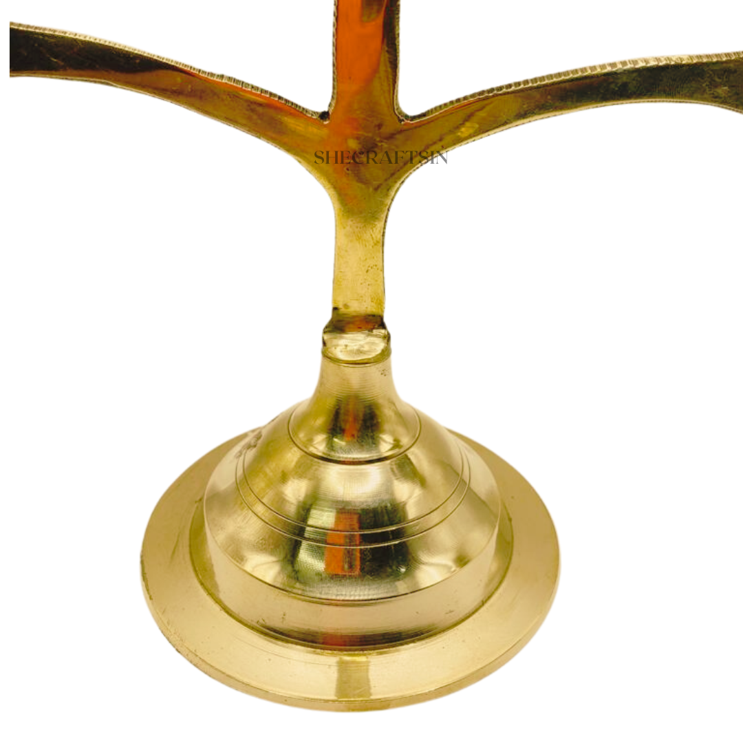 BRASS KAVARAVILAK