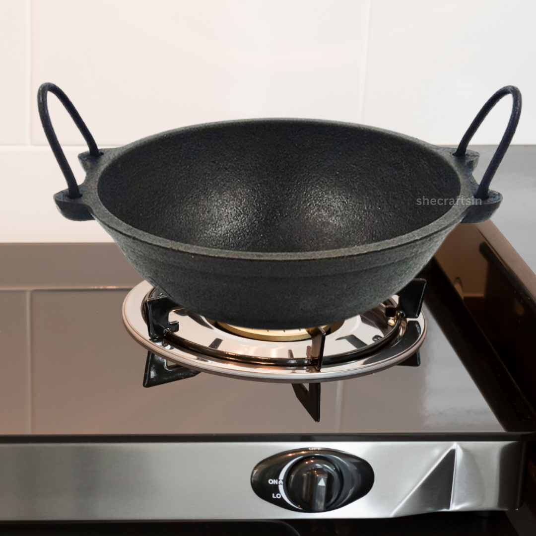 PRE- SEASONED CAST IRON KADAI WITH NEEM WOODEN LADLE